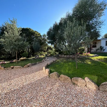 Sa Istera Sardegna 招待所 *